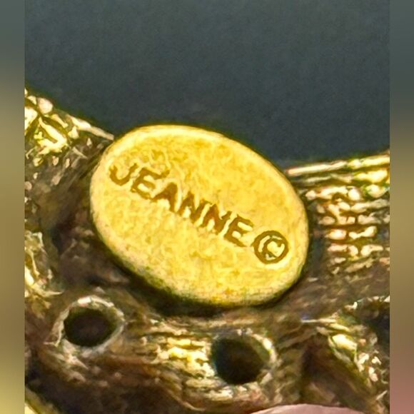 JEANNE VINTAGE BROOCH PENDANT ROYAL WORTHY ORNATE VICTORIAN STYLE PIECE EVUC - Picture 10 of 10